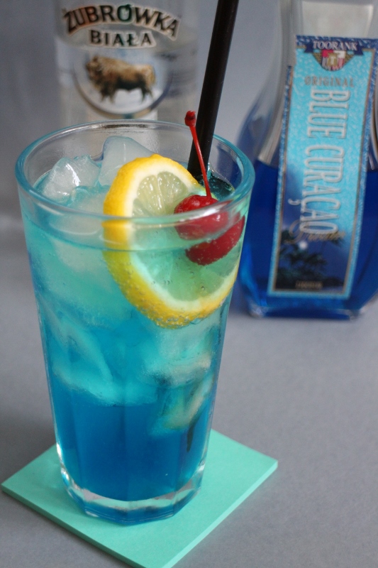 blue lagoon drink